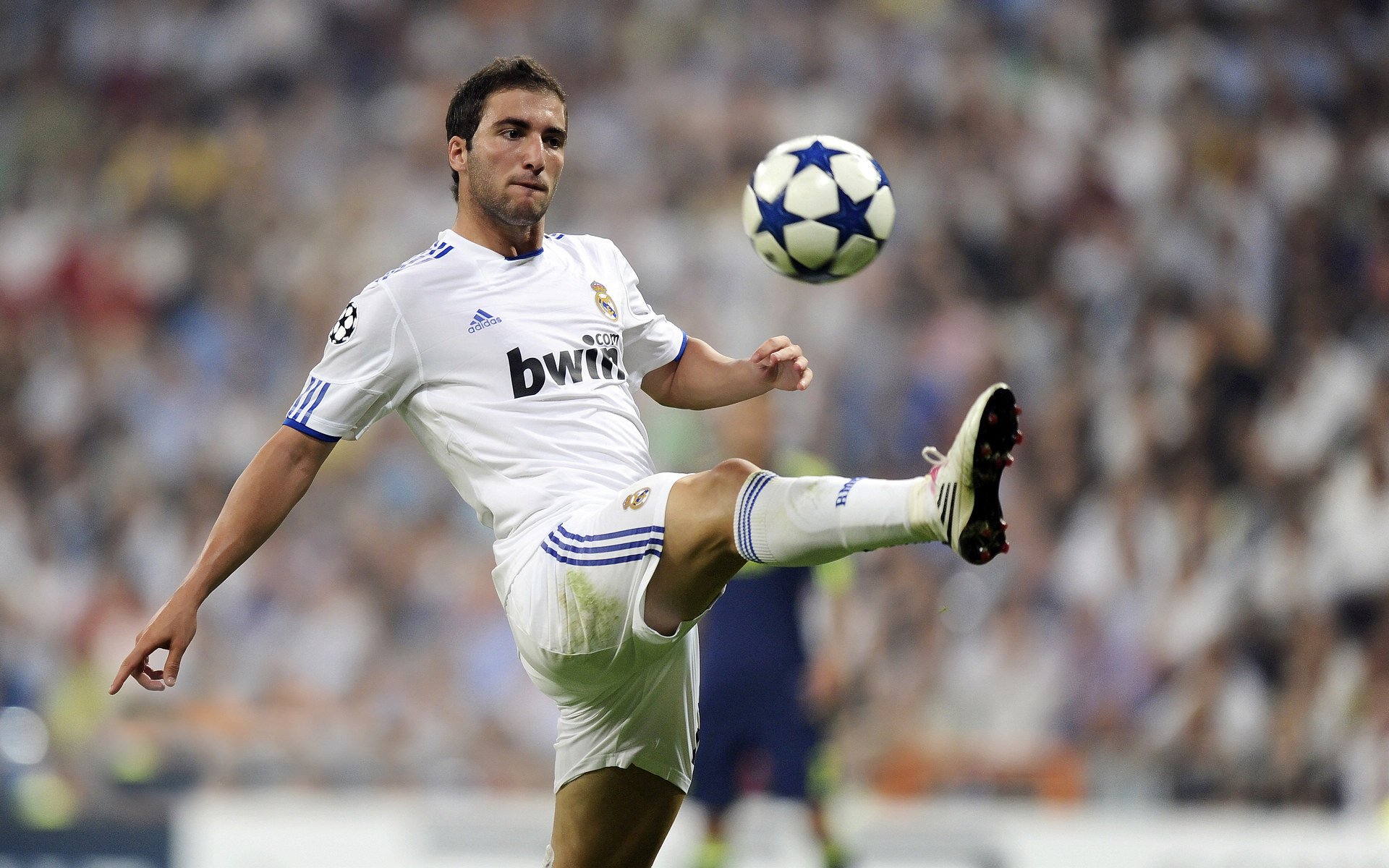 儿童大运动能力平衡赛 走线与跳格子被重新设计